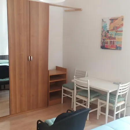 ホームステイ La Fontanona In Centro A *